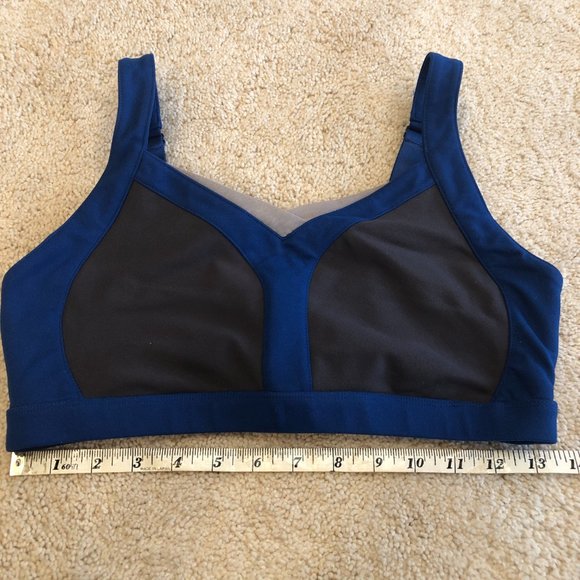 FABLETICS Shira High Impact Sports Bra - Picture 10 of 10